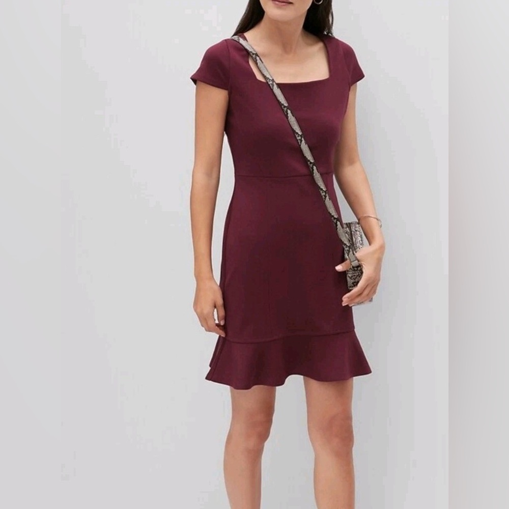 NWT Banana Republic Wine Knit Square Neck Sheath Dress